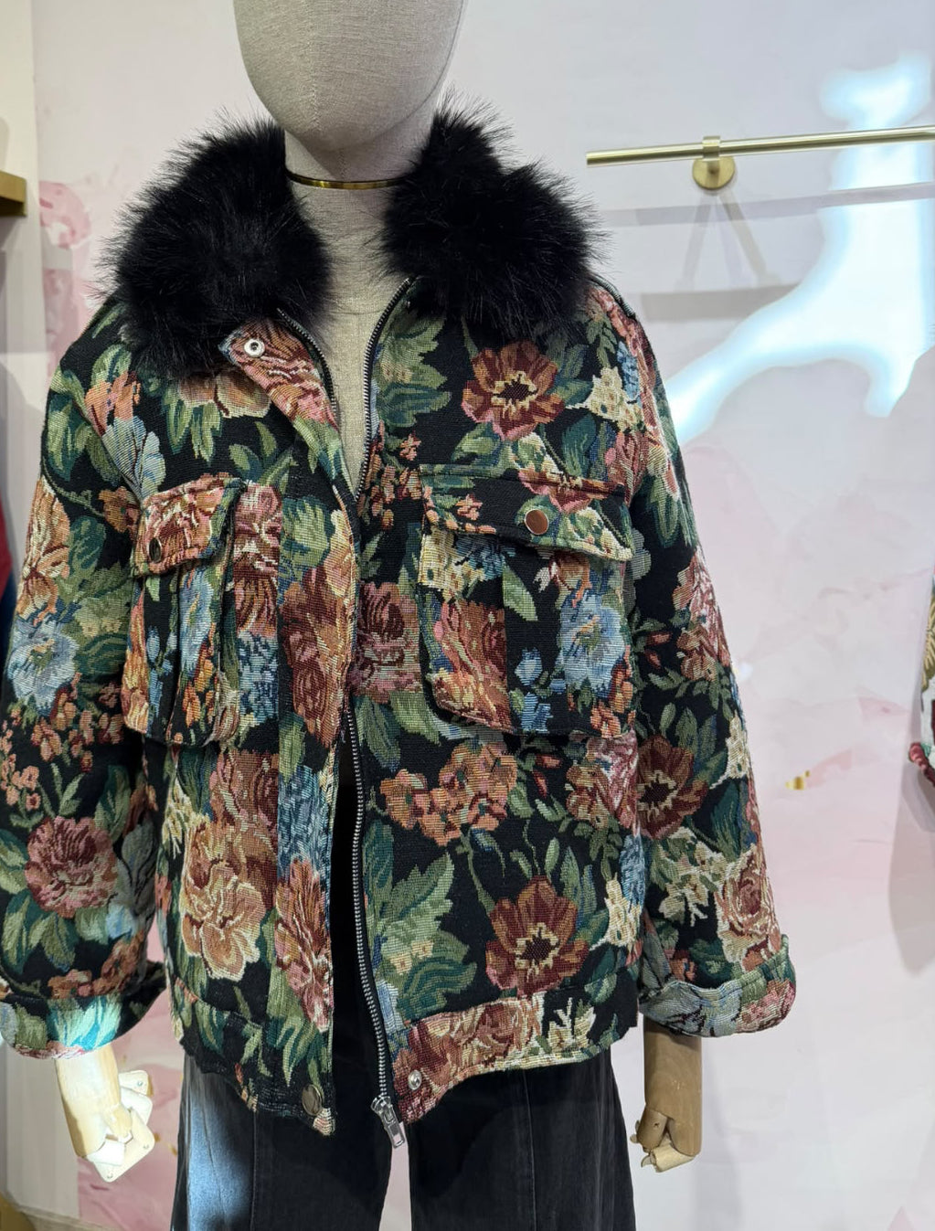 CHAQUETA CIRCANA ESTAMPADO EN TENDENCIA TOTAL