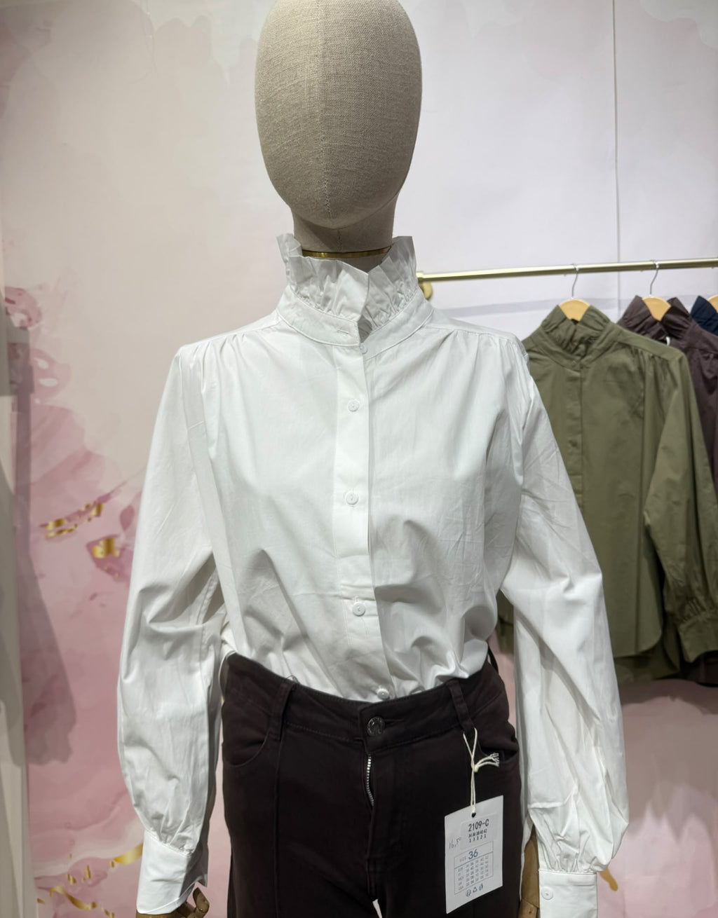 BLUSA CUELLO ROMÁNTICO BLANCA