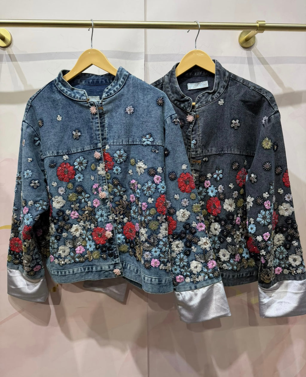 CHAQUETA SHERLYN PREMIUM CON PEDRERÍA AZUL VAQUERO