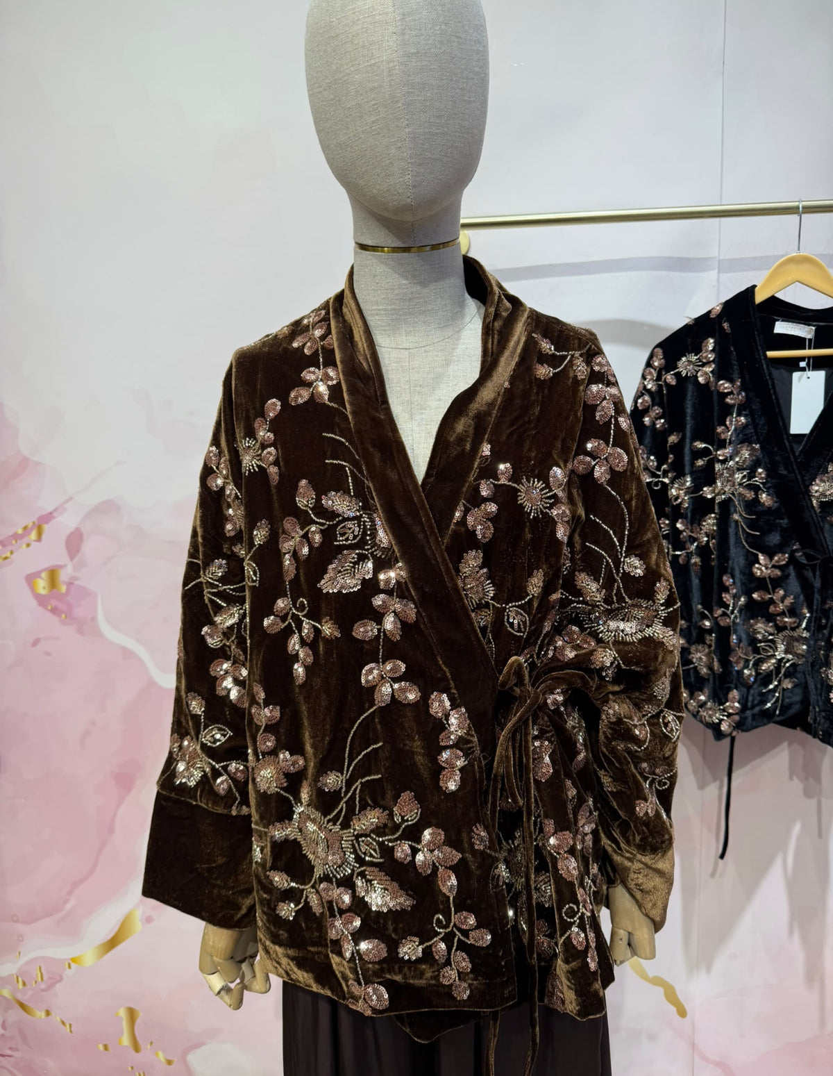 CHAQUETA KIMONO DE TERCIOPELO PREMIUM PAULETTE COLOR MARRÓN