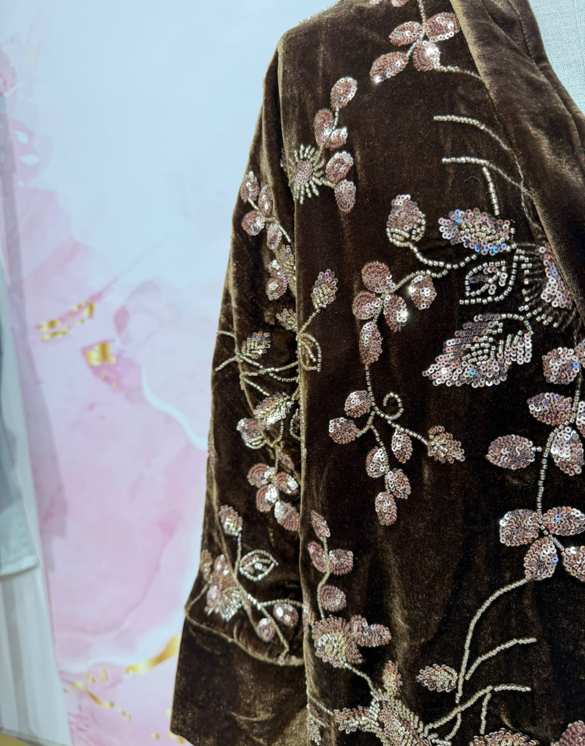 CHAQUETA KIMONO DE TERCIOPELO PREMIUM PAULETTE COLOR MARRÓN